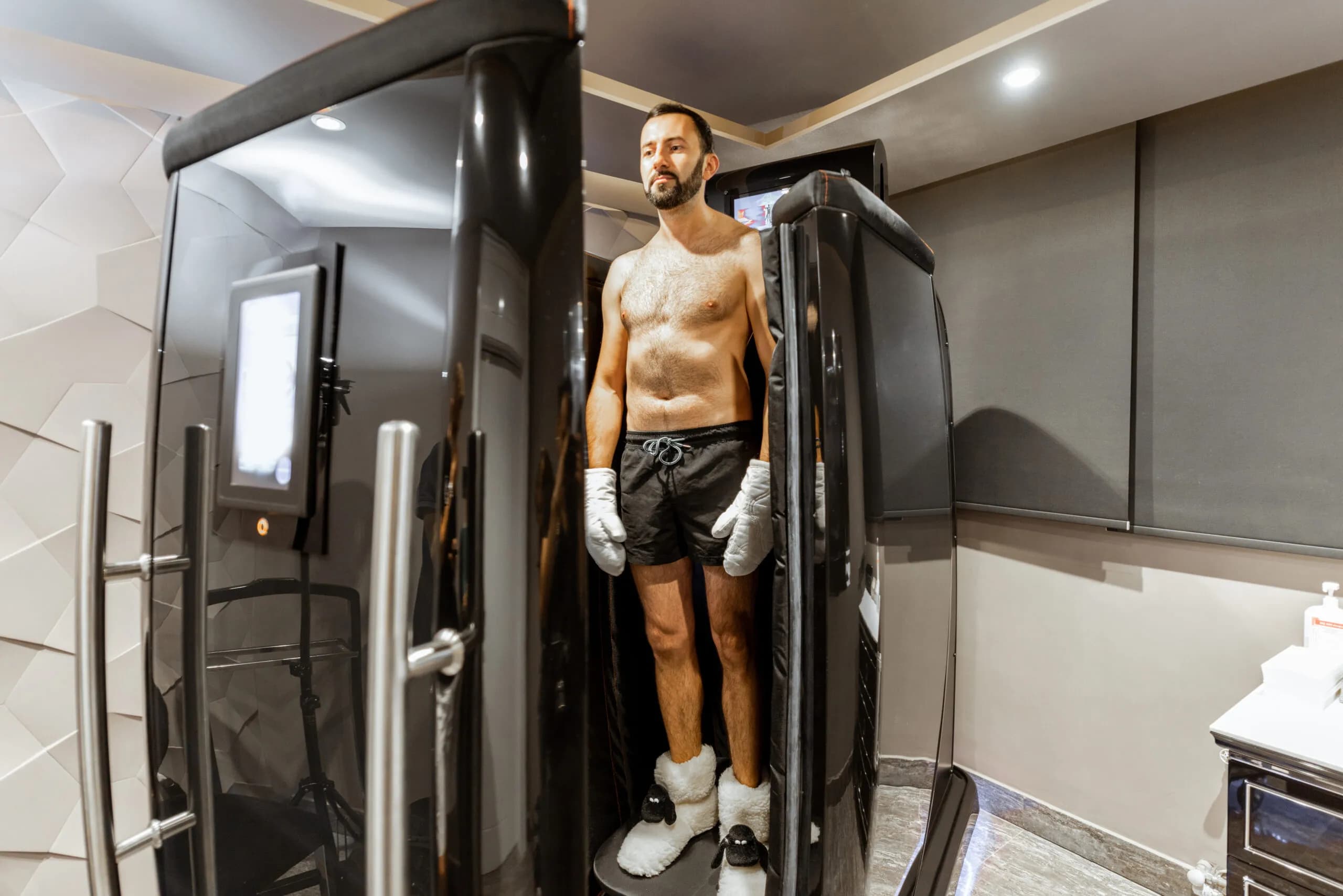 Schlaganfall Rehabilitation: Wie Bobath und PNF Bewegung neu aufbauen
